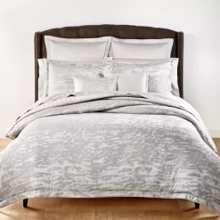 Deals 🌟 Matouk Serengeti Bedding Collection Silver 😍